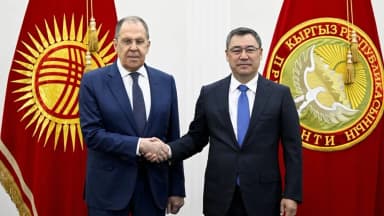 Садыр Жапаров принял Сергея Лаврова в Чолпон-Ате
