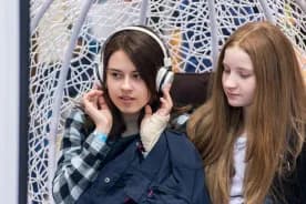 На Украине российская песня стала самой прослушиваемой