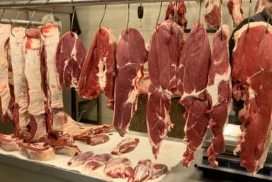 В Кыргызстане введут предельную цену на мясо — не выше 700 сомов